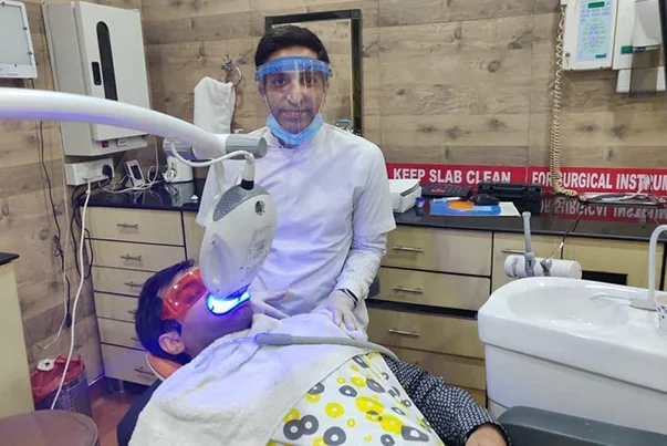Zoom Bleaching Instant Whitening